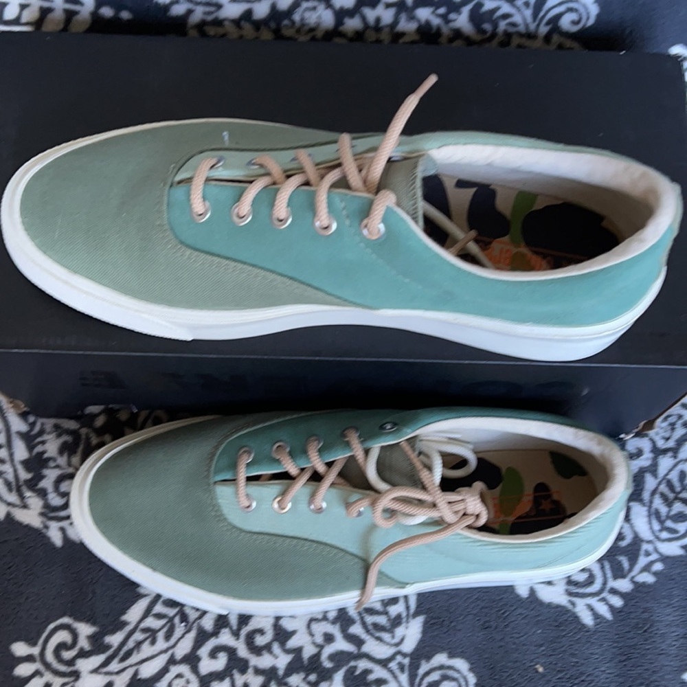 Converse Skid Grip OX Oil Green/Malachite Green MEN`S - Picture 3 of 16